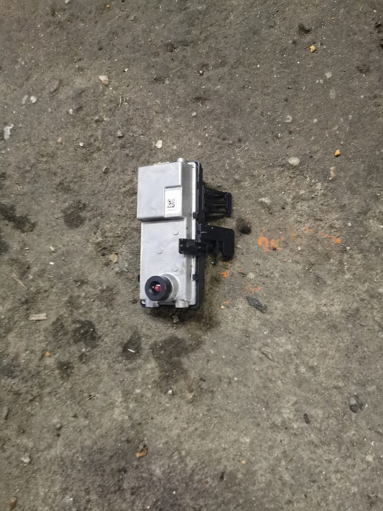 фото №1, Renault kadjar i камера асистент поперечина 284624085r