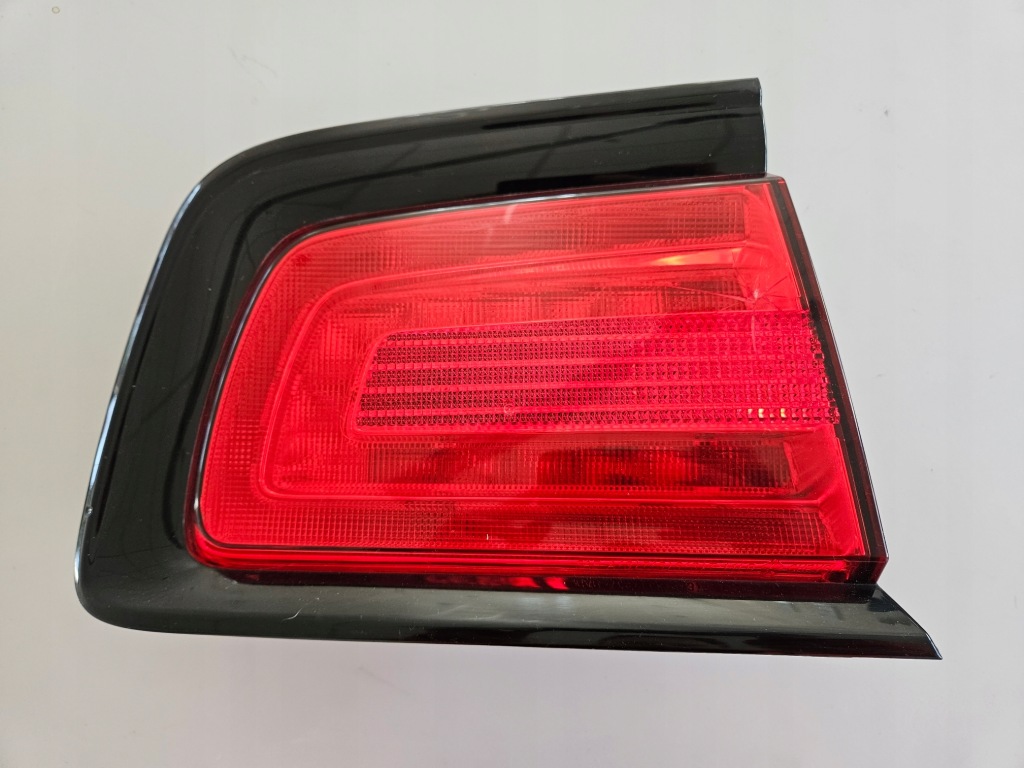 фото №1, Лампа задня задня ліва dodge charger 2011-14 оригінальний номер 57010415af