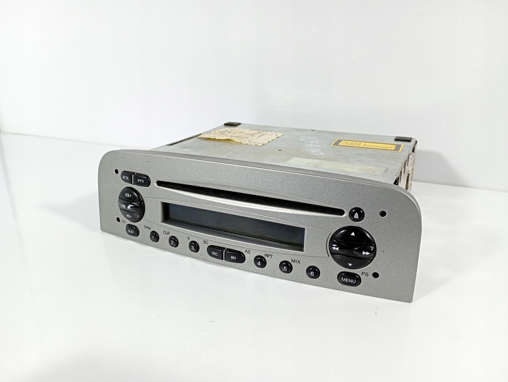 фото №1, Alfa romeo 147 00-10 радио оригинальные cd do zakodowania