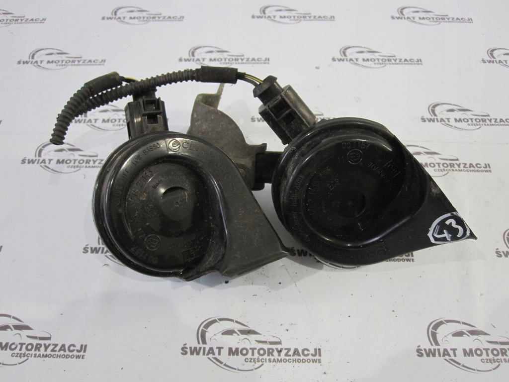 фото №1, Skoda rapid spaceback клаксон сигнал звуковой 4d0971992 ch2143