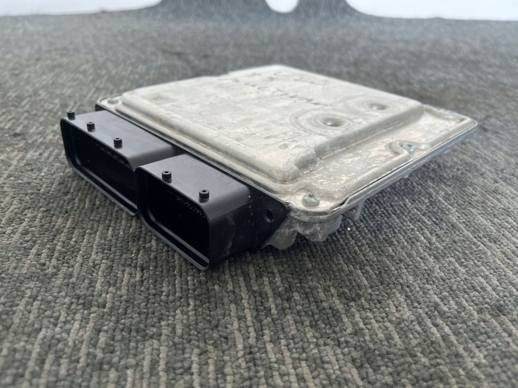 фото №9, Vw t5 multivan lift 2.0 tdi бортовий комп'ютер блок керування ecu двигуна оригінал europa