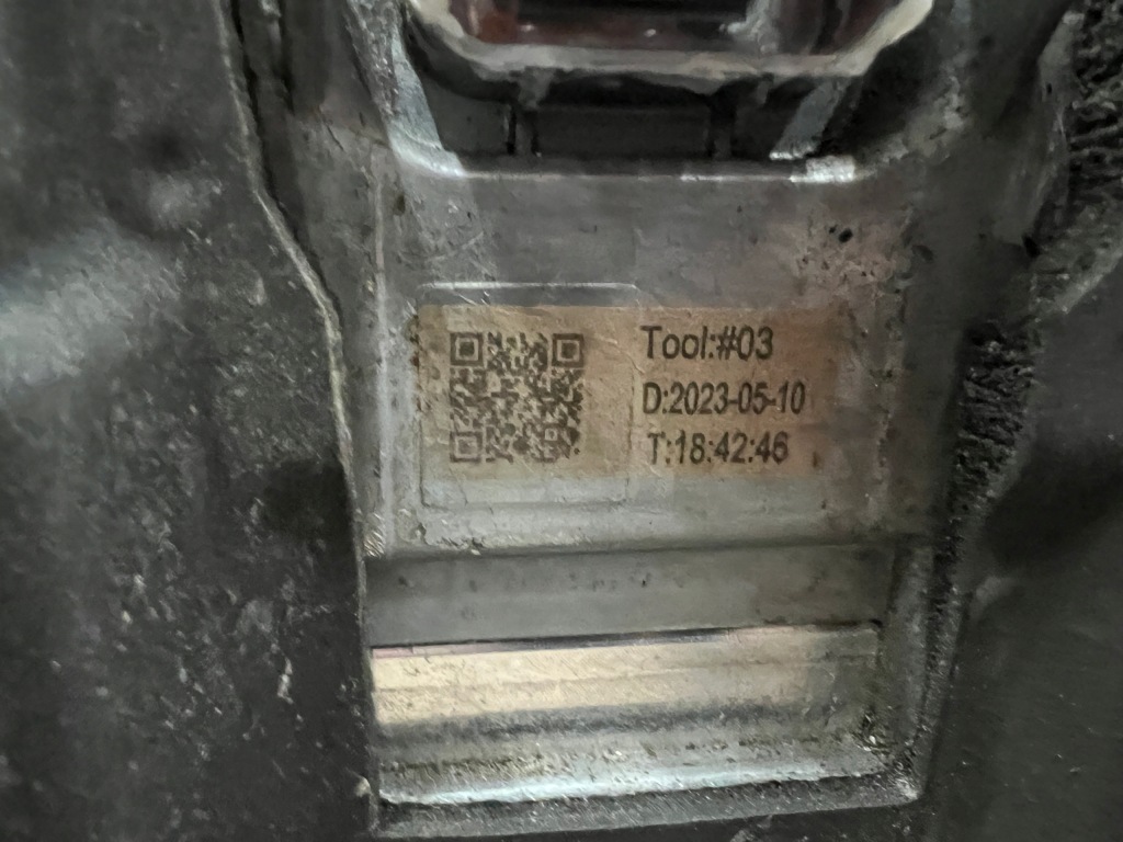 Купить Tesla model y 20- awd long range двигатель электрический задний  задний 4d1 27 tyś!