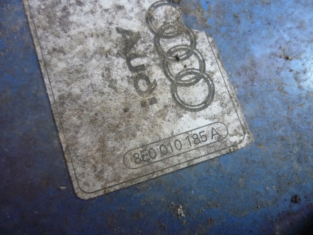 фото №8, Крышка заливной топлива audi a4 b6 kombi avant lz5w