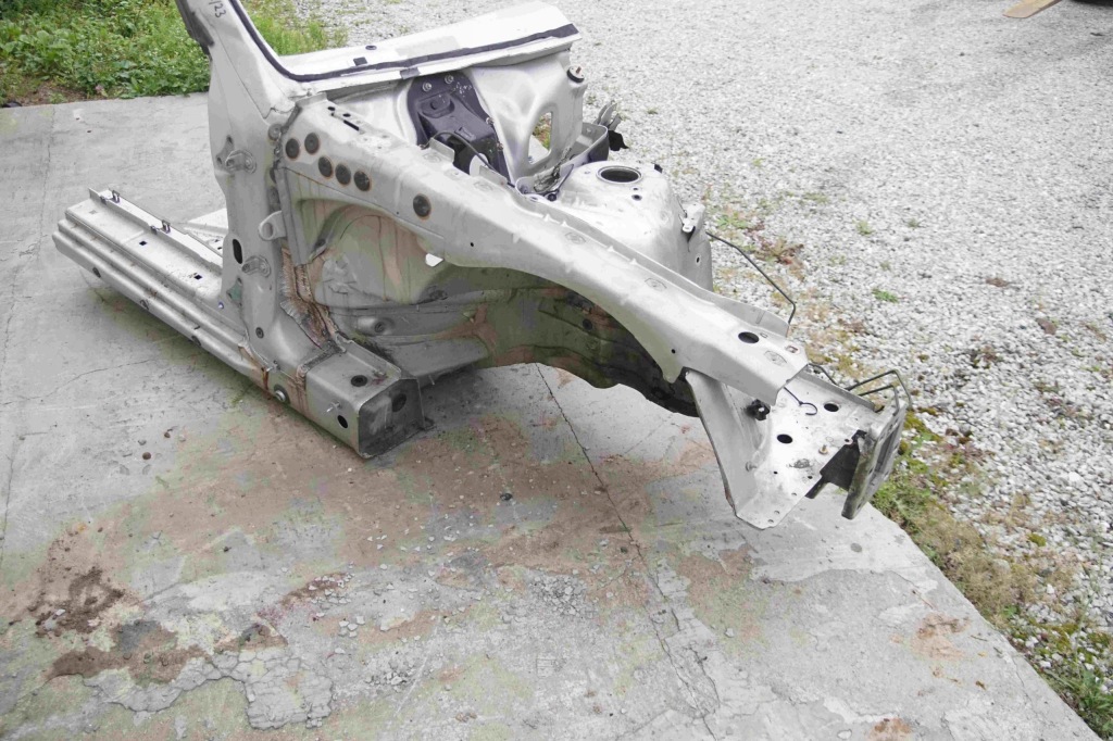 Лонжерон порог правый  mercedes sl r230 цвет 744 Доставка