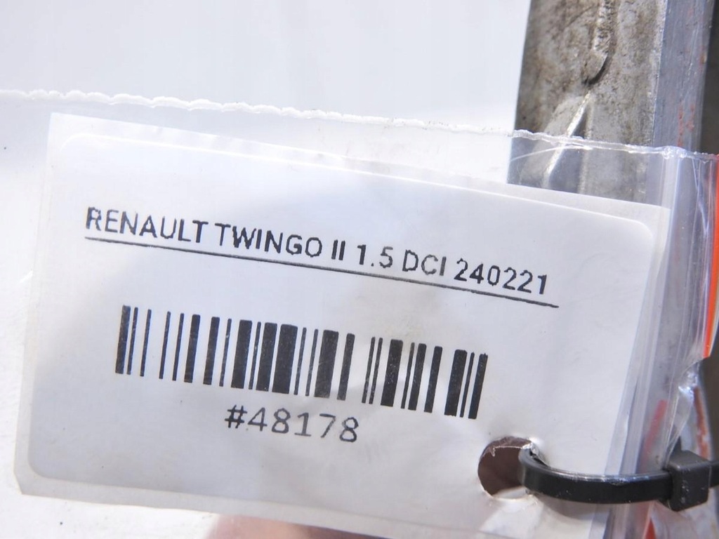 фото №4, Насос wody renault twingo ii 1.5 dci 8200558733