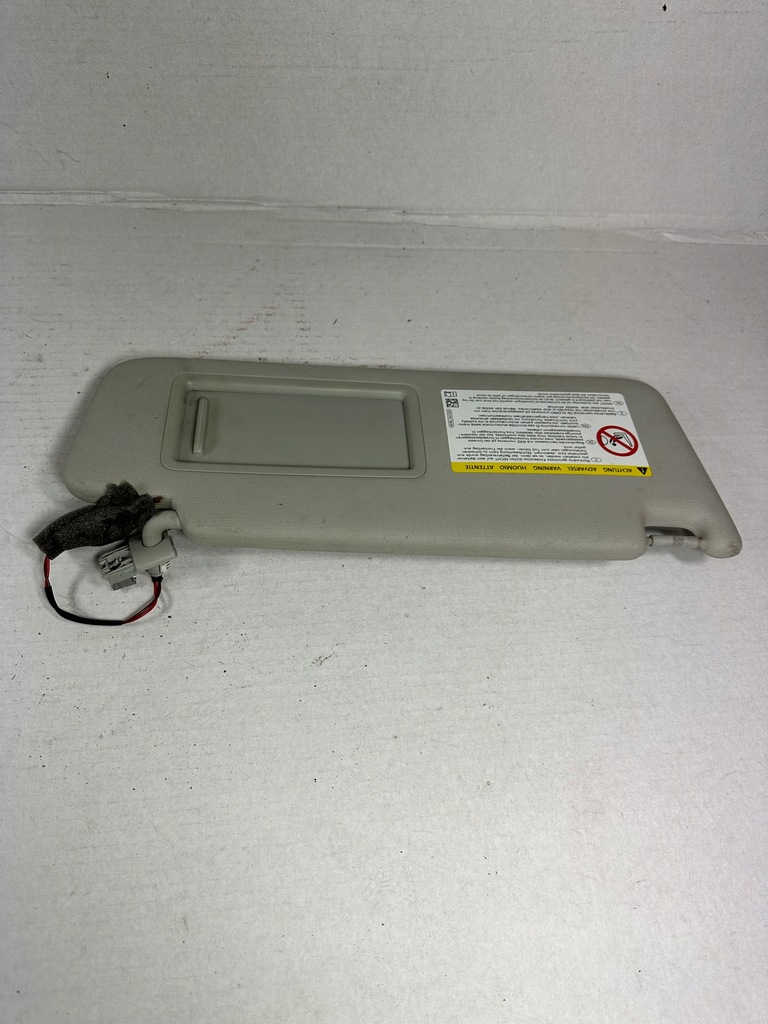 фото №1, Leon iii защита солнцезащитная правый 5c5010739m