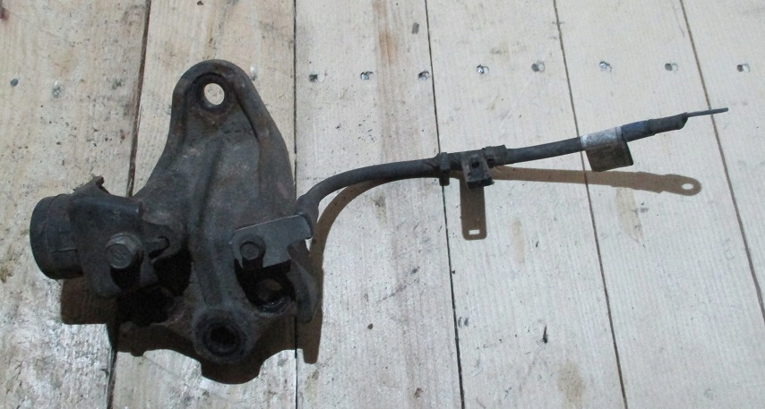 фото №1, Hyundai sonata v 05-10 кронштейн двигателя шланг массовый