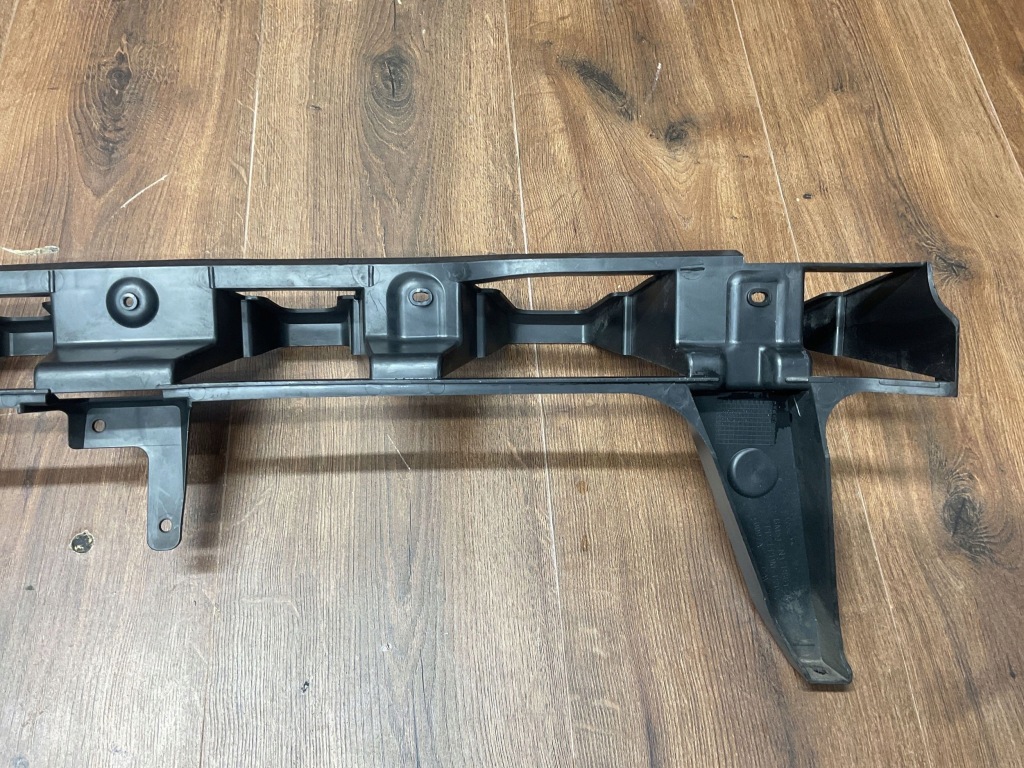 Кронштейн  кронштейн бампера задний  ford focus mk3 bm51n17b861a Цена