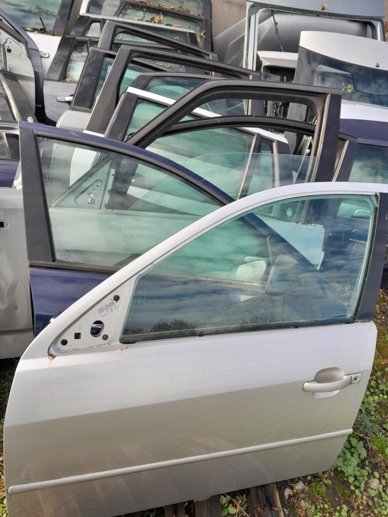 фото №2, Дверь крышка багажника ford mondeo mk3 c-max mk1 дверь mondeo mk iii bf rdm