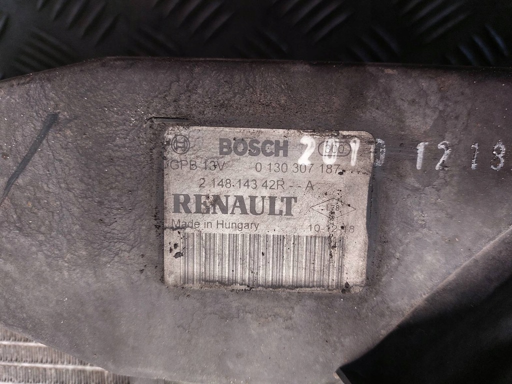 фото №10, Радиатор комплект + вентилятор sandero i 1.5 dci 8200409045 214100598r