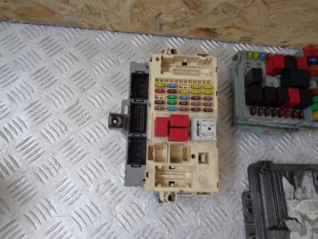 фото №7, Бортовой компьютер набор иммобилайзер запуск fiat bravo 2 ii 1.9 jtd 07- 0281013579 51809688