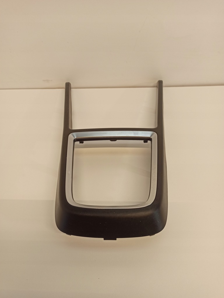 фото №1, Suzuki swift mk8 рамка чехол рычага переключения передач туннель 75851-52r0