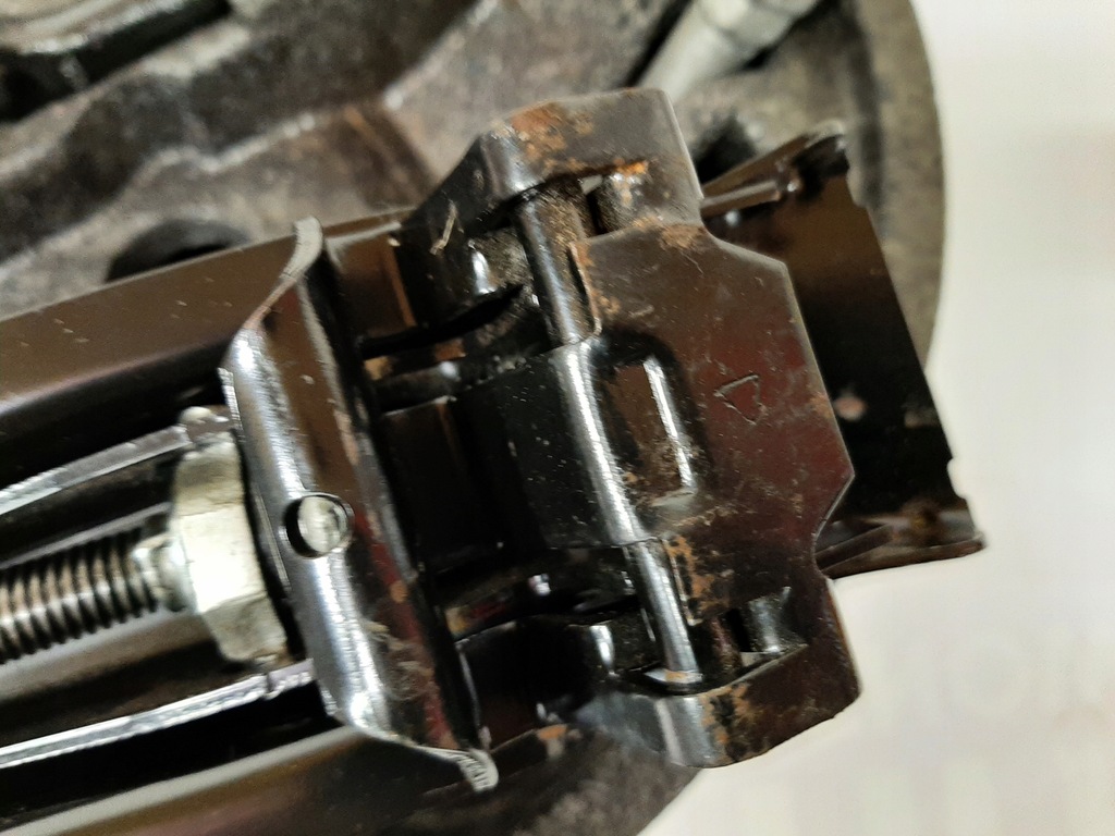 фото №7, Вкладыш багажника skoda octavia ii 1z0012115b