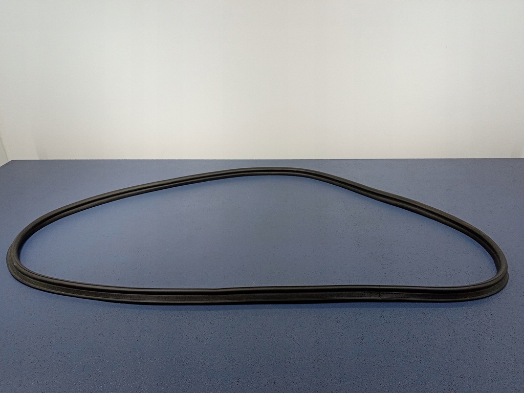 фото №1, Kia ceed iii hb прокладка крышки задняя багажника