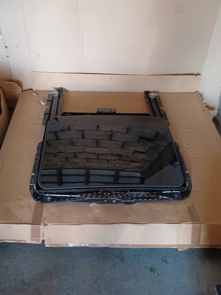 фото №1, Bmw g20 люк