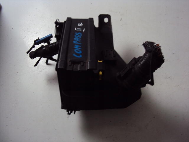 фото №2, Коробка предохранителей jeep compass ii 2017-