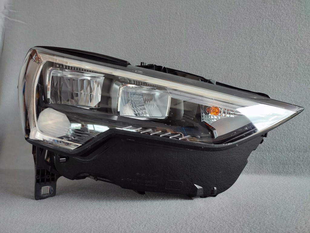 Купити Audi q3 2 фара правий передня full led 83a941012 2018-