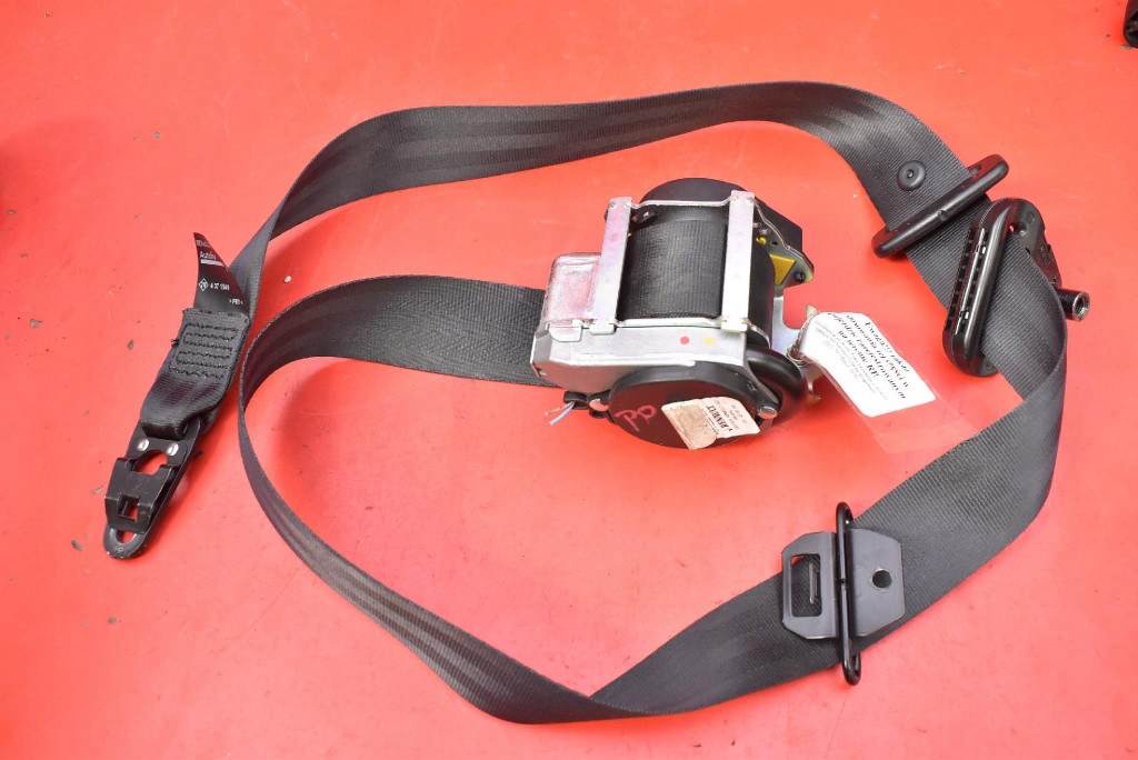 Купити Ремінь безпеки правий перед натягувач 868843983r renault clio 4 iv 12-20