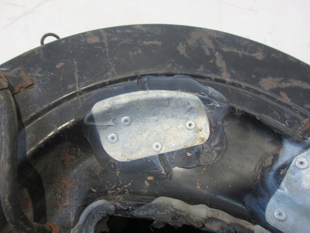 фото №8, Nissan terrano i 86-96 3d 2.4i z24i корпус фильтра воздуха