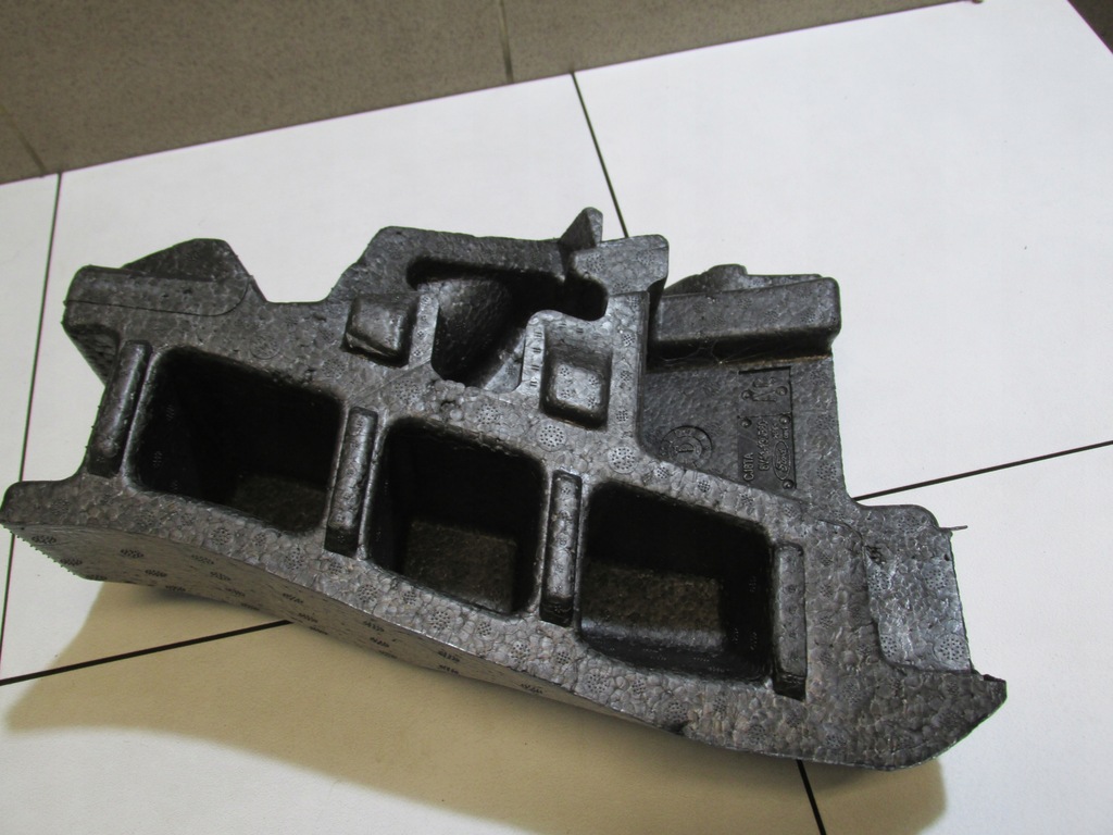 фото №15, Пінополістирол салону pod сидіння kuga mk1 2012 rok