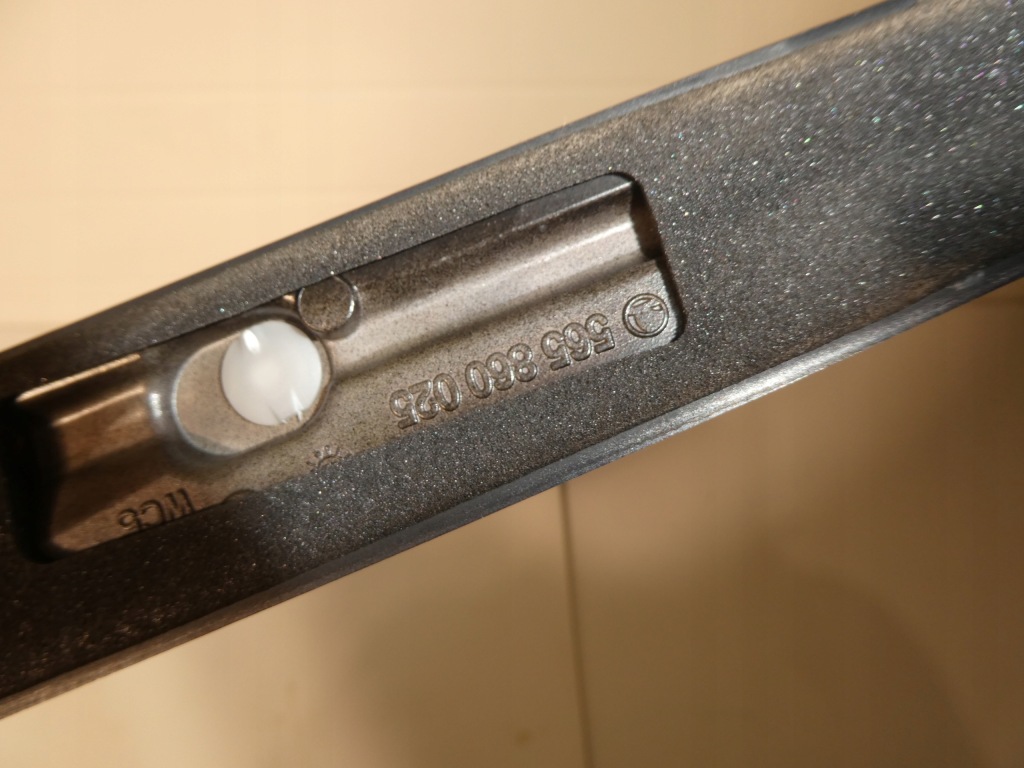 Skoda kodiaq 565 рейлінги дахові ліве правий комплект 565860025 565860026 в Україні