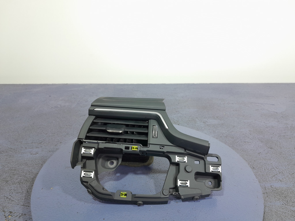 фото №1, Audi a5 f5 8w решётки обдув правая 8w1820901b