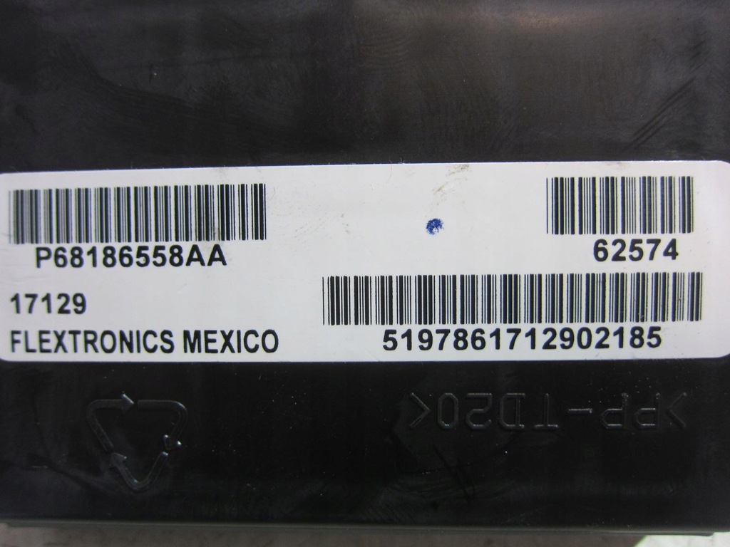 фото №15, Chrysler pacifica 17 блок керування ключ p05150888ad