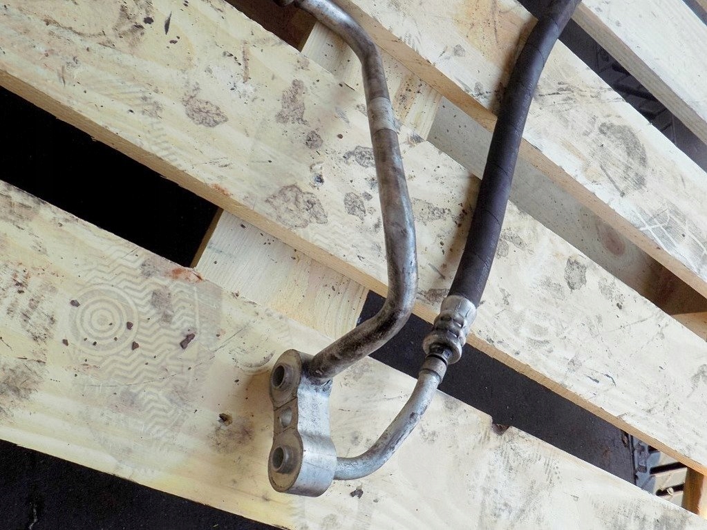 фото №12, Mitsubishi carisma lift 1.9td шланг кондиционера