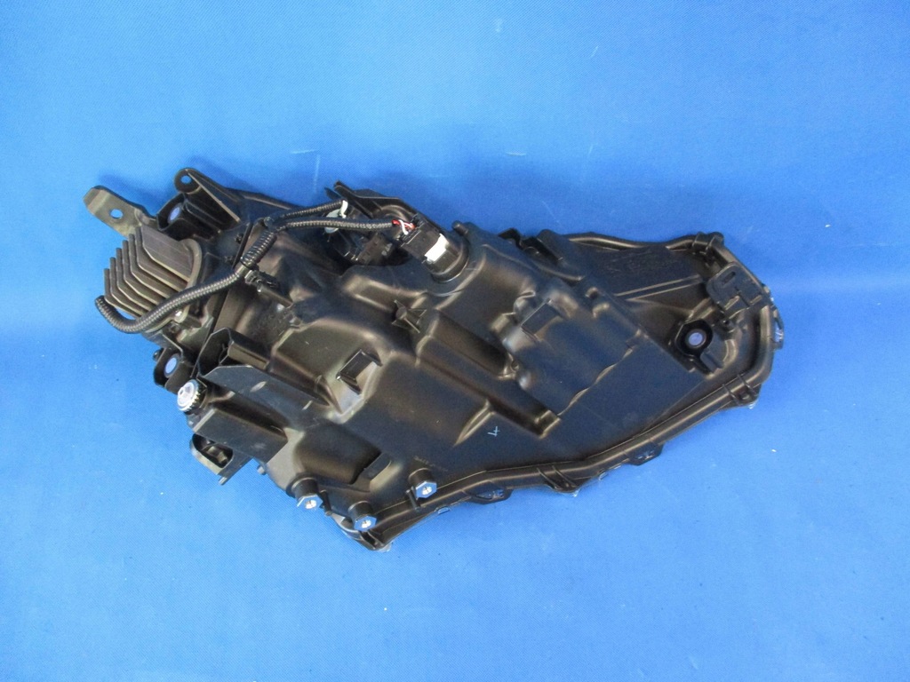 фото №7, Лампа левая передняя перед lexus lbx 24- full led europa комплектная km