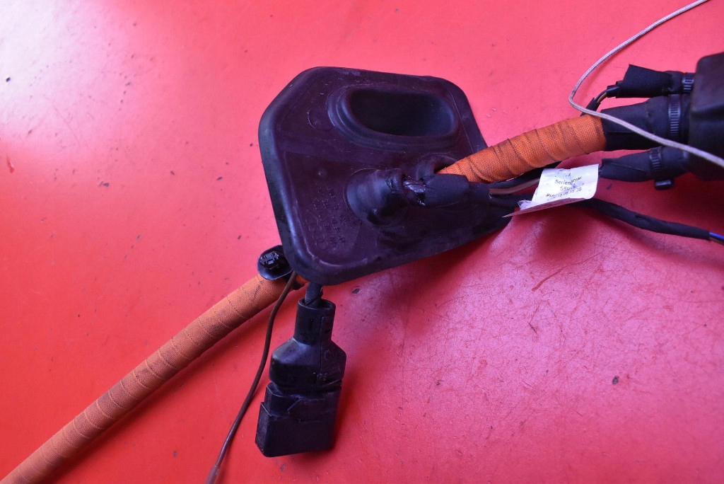 фото №7, Электропроводка шланг зарядки разъём 4kl971106f audi e-tron 55 408 km 18-21