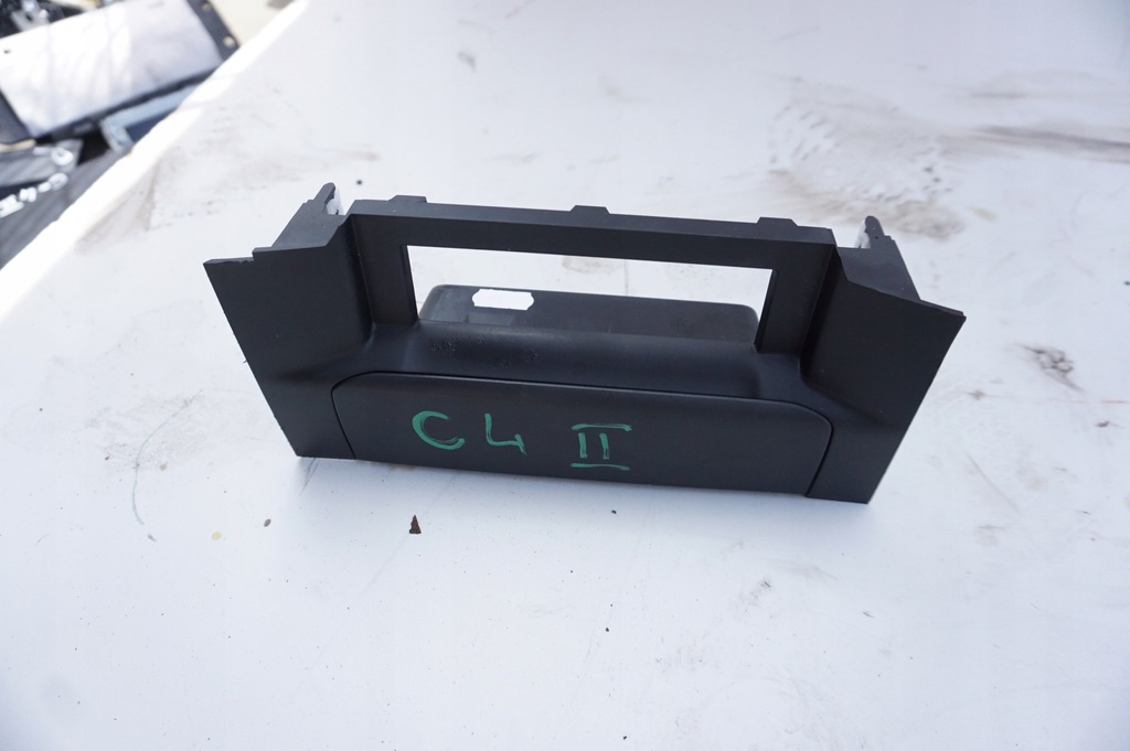 фото №1, Бардачок панелі citroen c4 ii b7