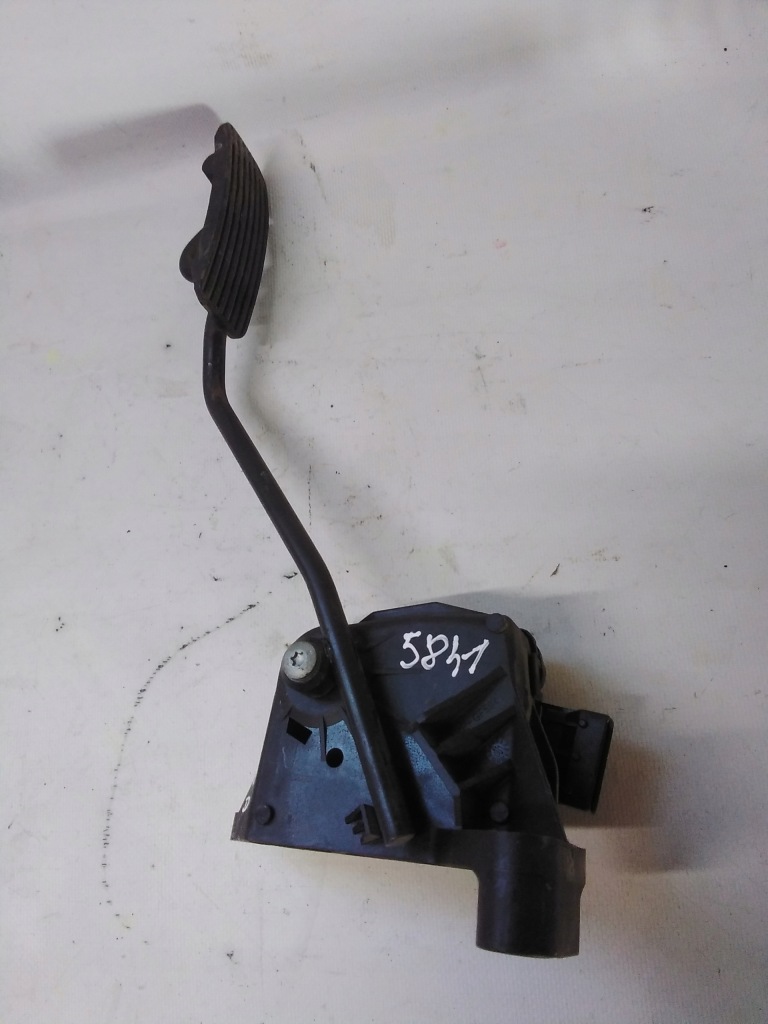 фото №1, 5841 opel zafira b потенциометр газа 0202344