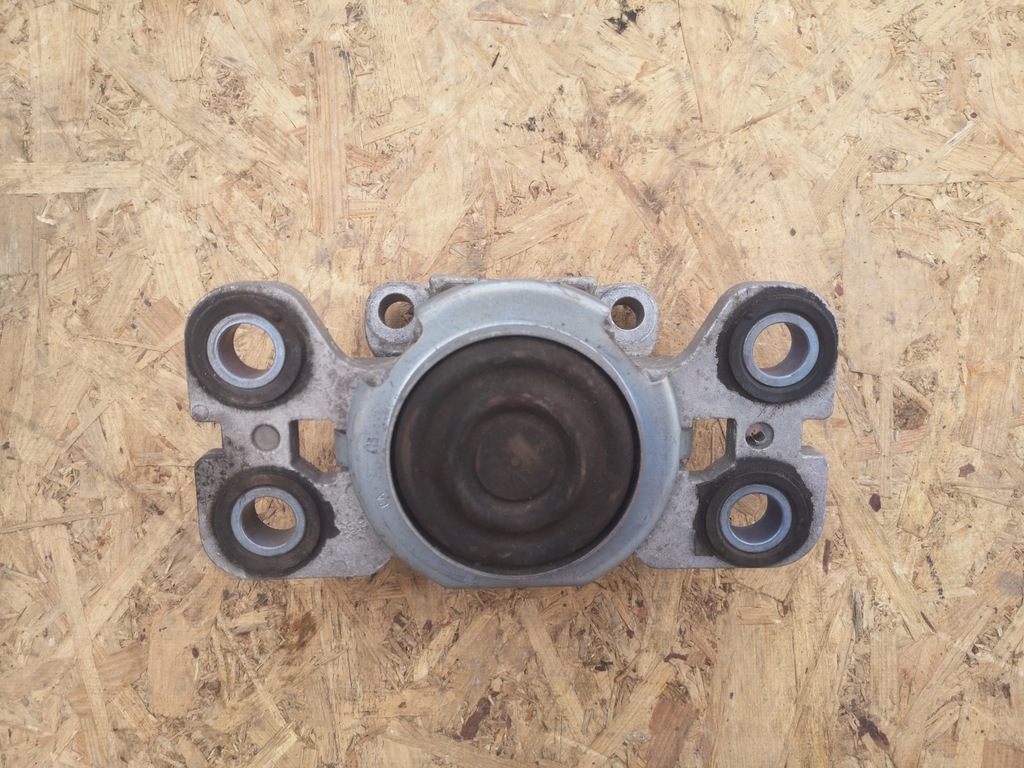 фото №3, Discovery sport кронштейн подушка bj327m121 2.2d