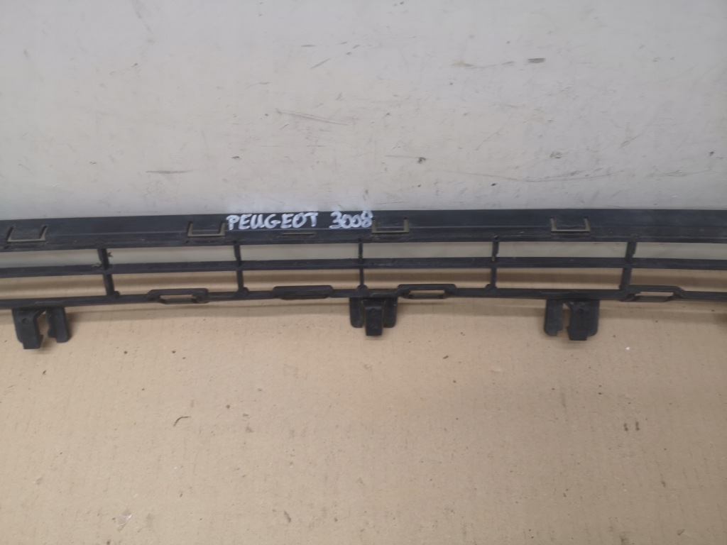 фото №8, Решётка средняя бампер перед peugeot 3008 i lata 09-12 przed lift