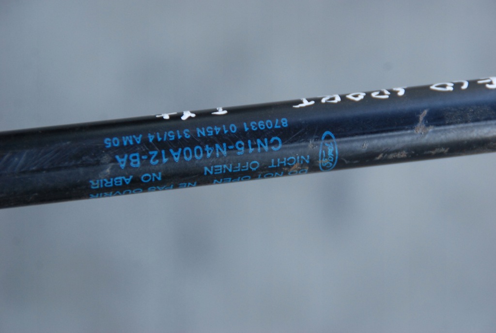 фото №3, Ford ecosport привод амортизатор крышки багажника