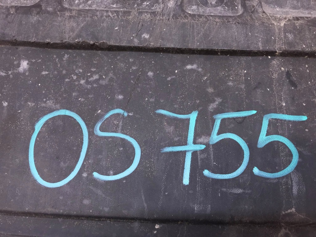 Superb 3 3v0 15-19 спойлер накладка низ  бампера накладка-спойлер 3v0807061 Доставка