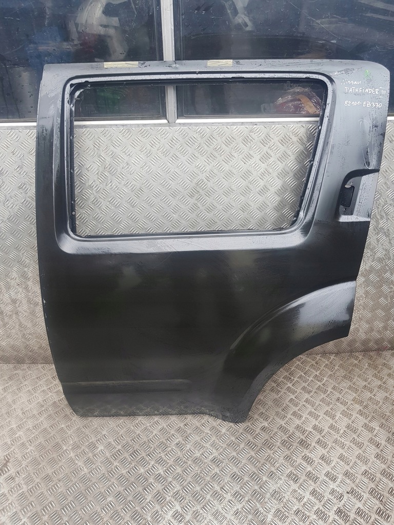 фото №1, Nissan pathfinder iii дверь левая задняя 82101-eb330