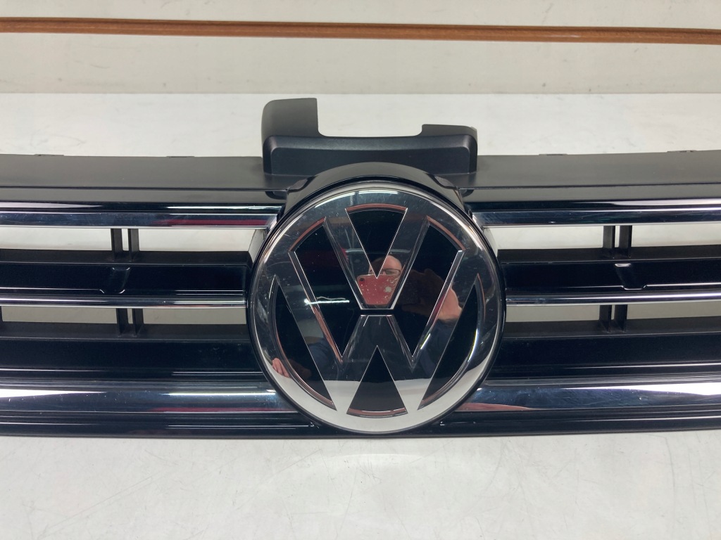 фото №3, Решётка радиатора решётка радиатора vw golf sportsvan lift