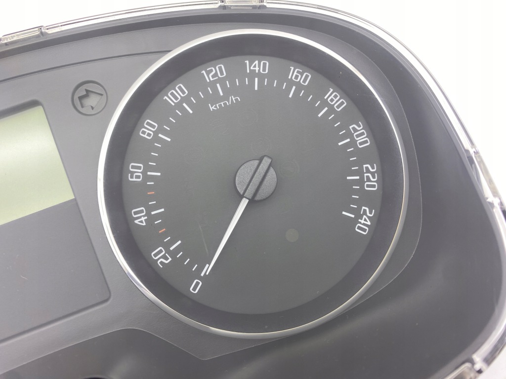 Лічильник прилади skoda fabia ii 1.6 tdi 75 km оригінал  європа Зі Шроту