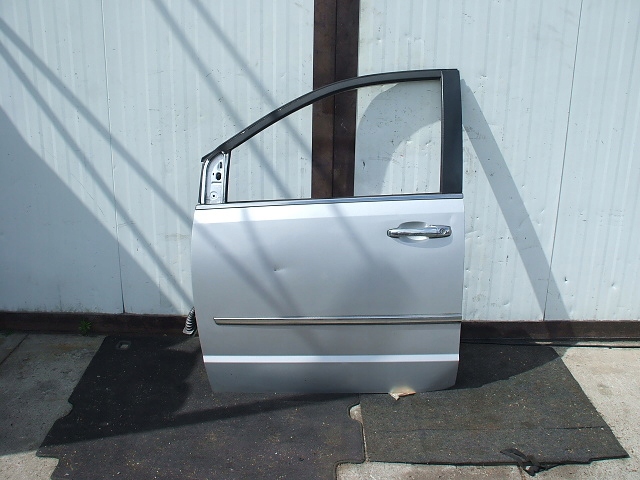 фото №1, Chrysler voyager v 08- дверь левая перед передние