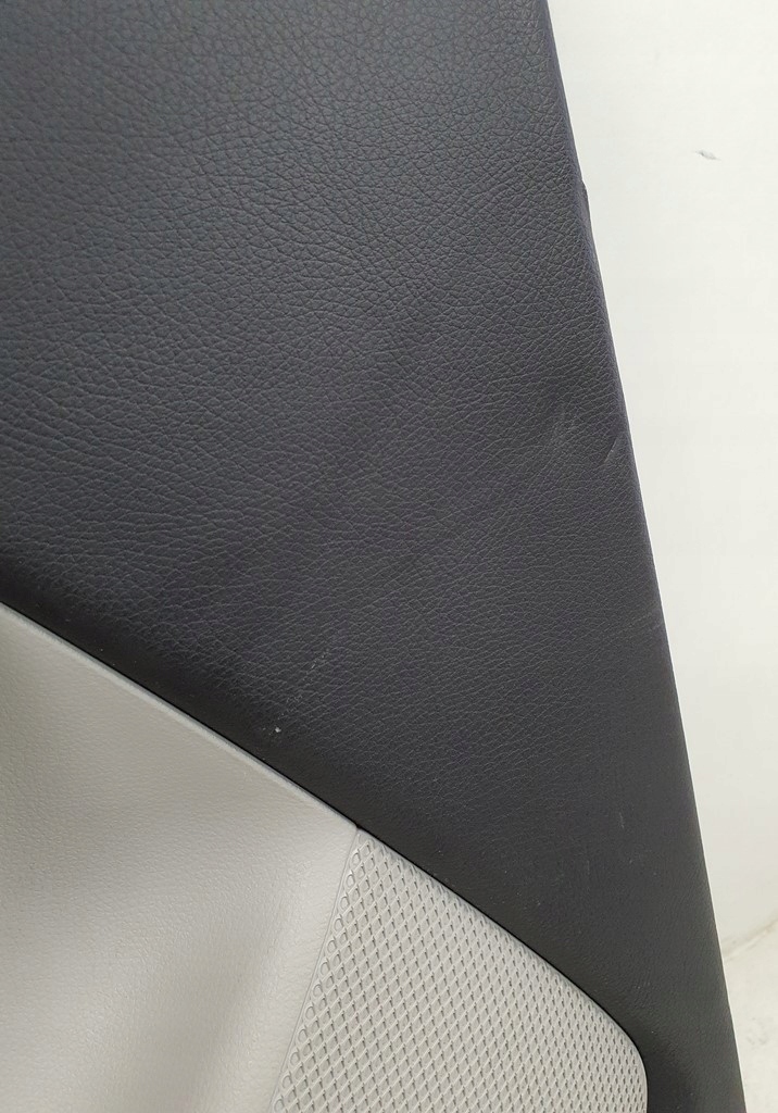 фото №4, Оббивка обшивка двері лівий задня mercedes w246