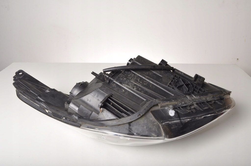 фото №7, Hyundai veloster i лампа левая передняя левый перед 92101-2v030