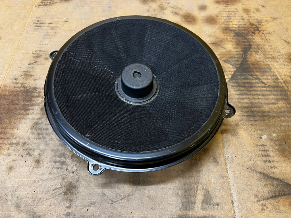 фото №1, Динамик басовый сабвуфер bose infiniti q70 m25 m35 m37 m56