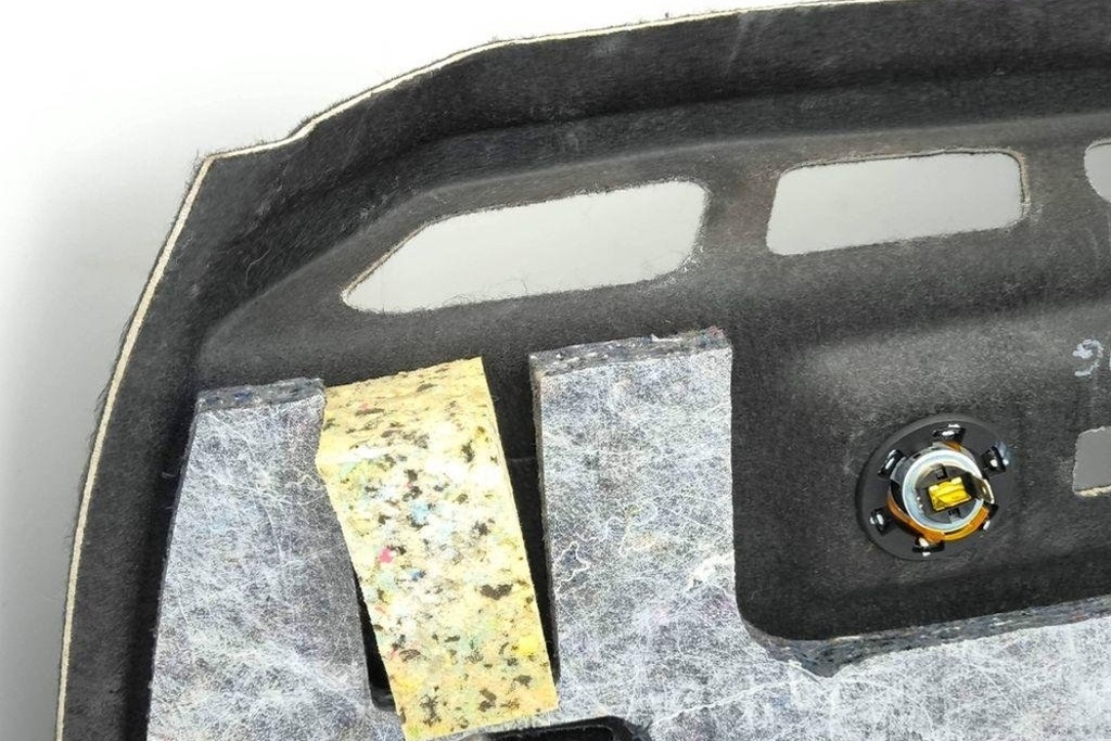 фото №8, Правая обивка багажника bmw i3 i01 7314756 0.6l 2015