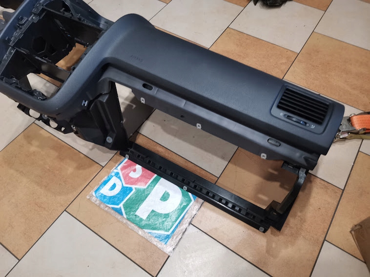 фото №6, Панель приладів приладова панель  панель приладів каркас vw golf v