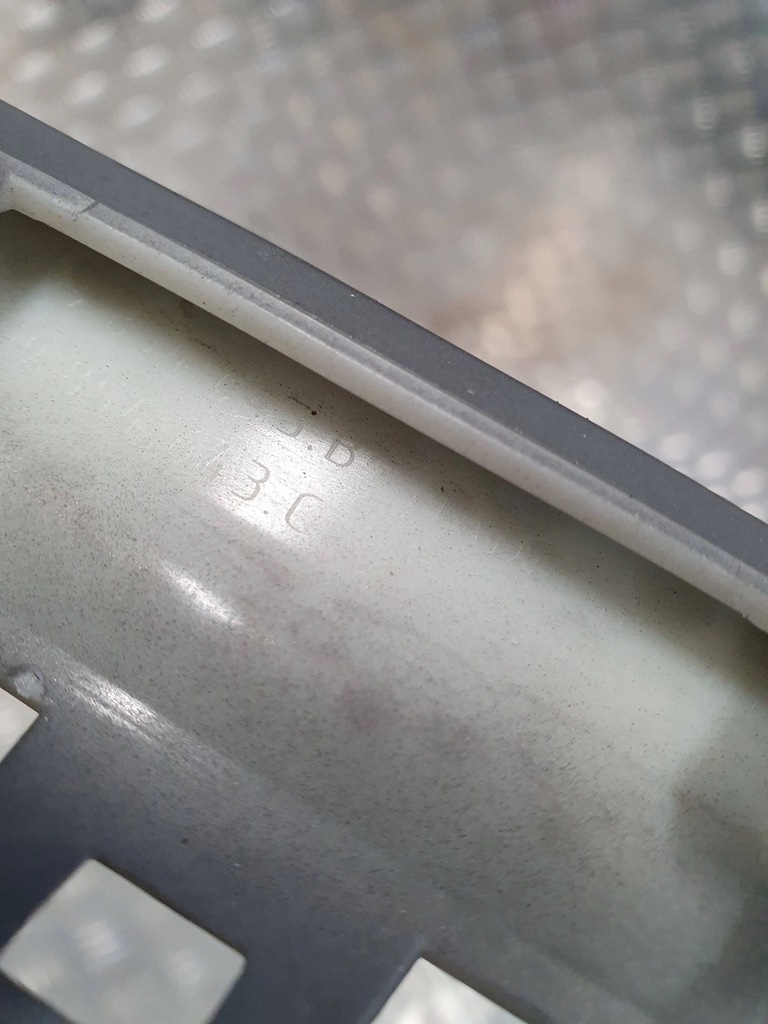 фото №12, Seat arona 2017-22 рамка решітка радіатора