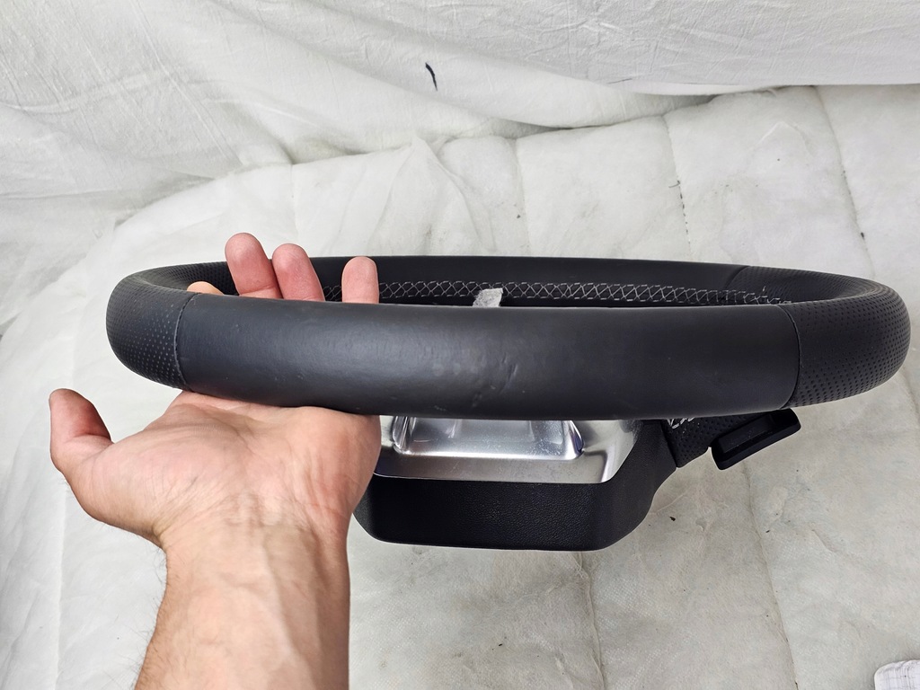 фото №8, Воздуховод мультифункция кожа audi a5 b9 a5 f5 s line лепестки переключения 8w0419091gn