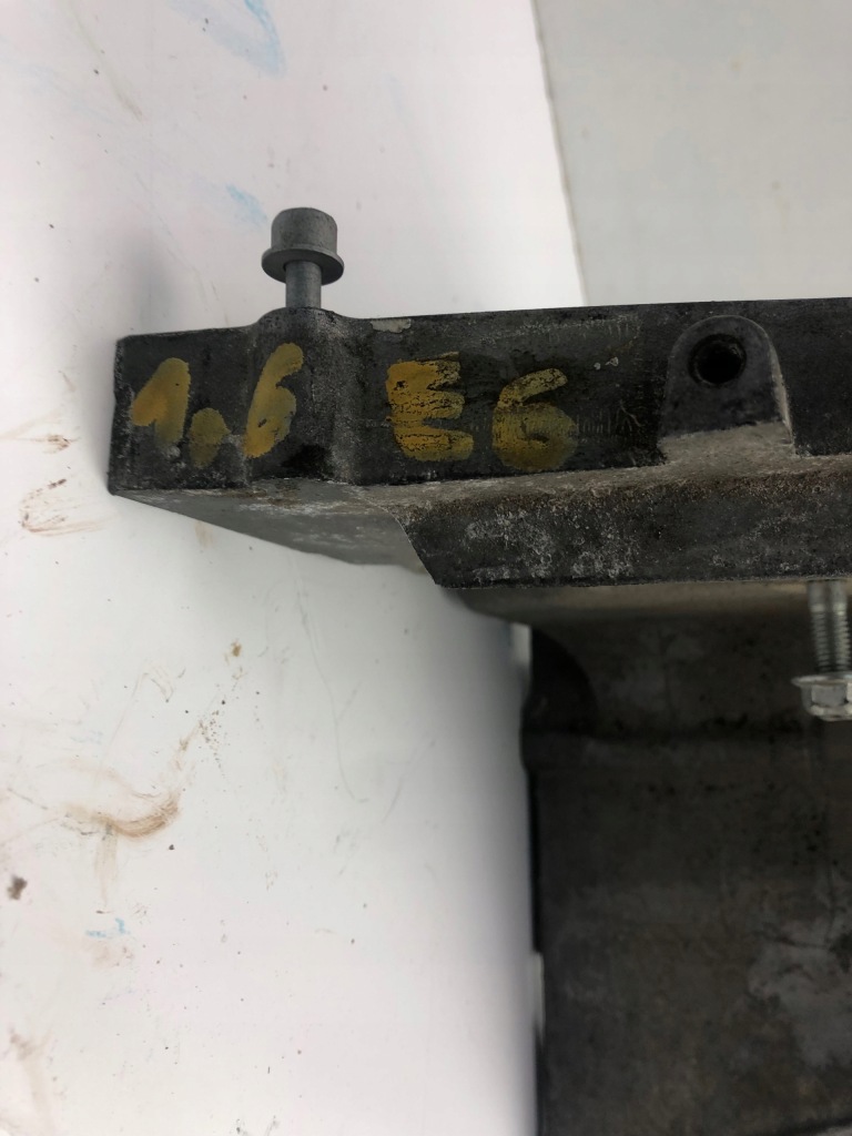 Fiat tipo кронштейн кронштейн двигателя 55263069 с Разборки