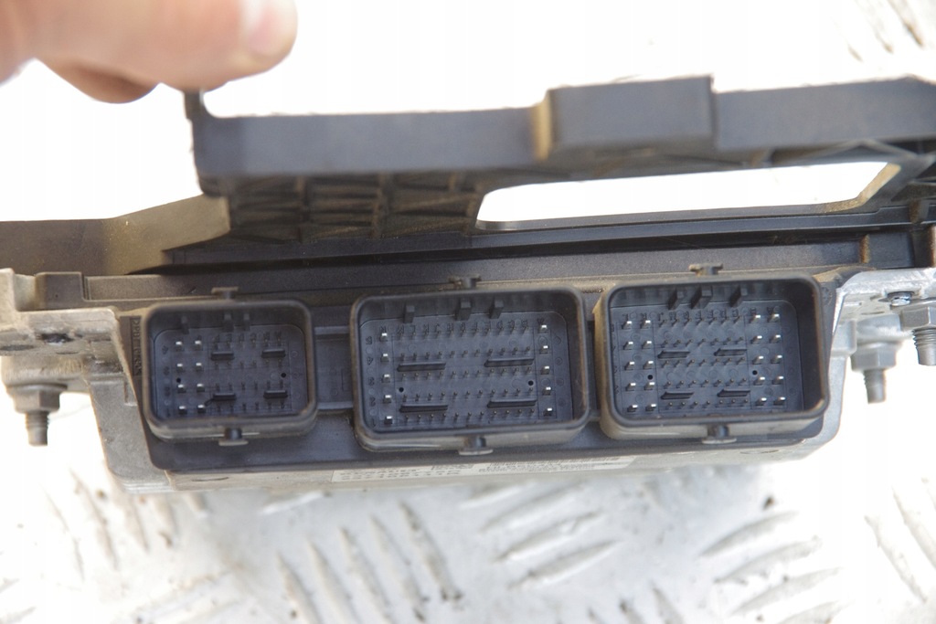 фото №4, Бортовой компьютер блок управления двигателя ecu renault talisman