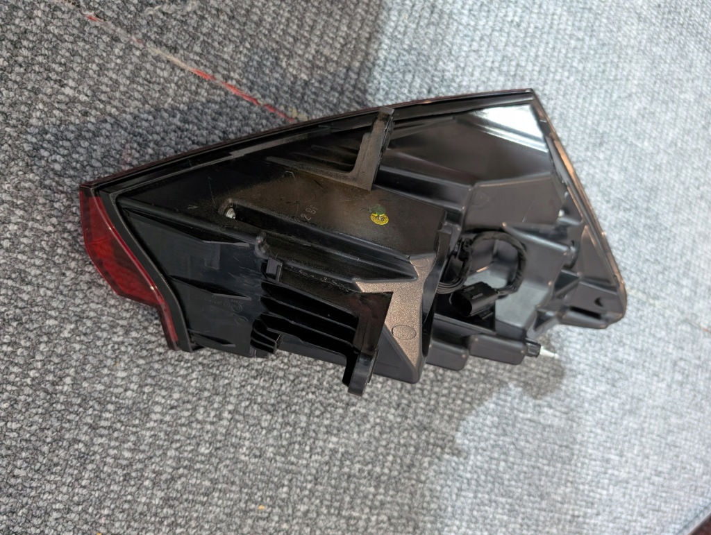 Mg marvel r лампа правый задний  задняя правая с Разборки